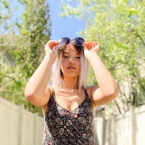 Meet your Posher, Ally